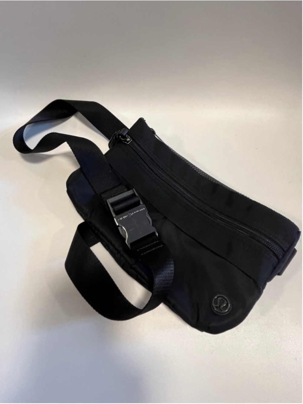 Lululemon Travel Pooch VII Black Belt Bag Fanny Pack Vintage 2011 Rare